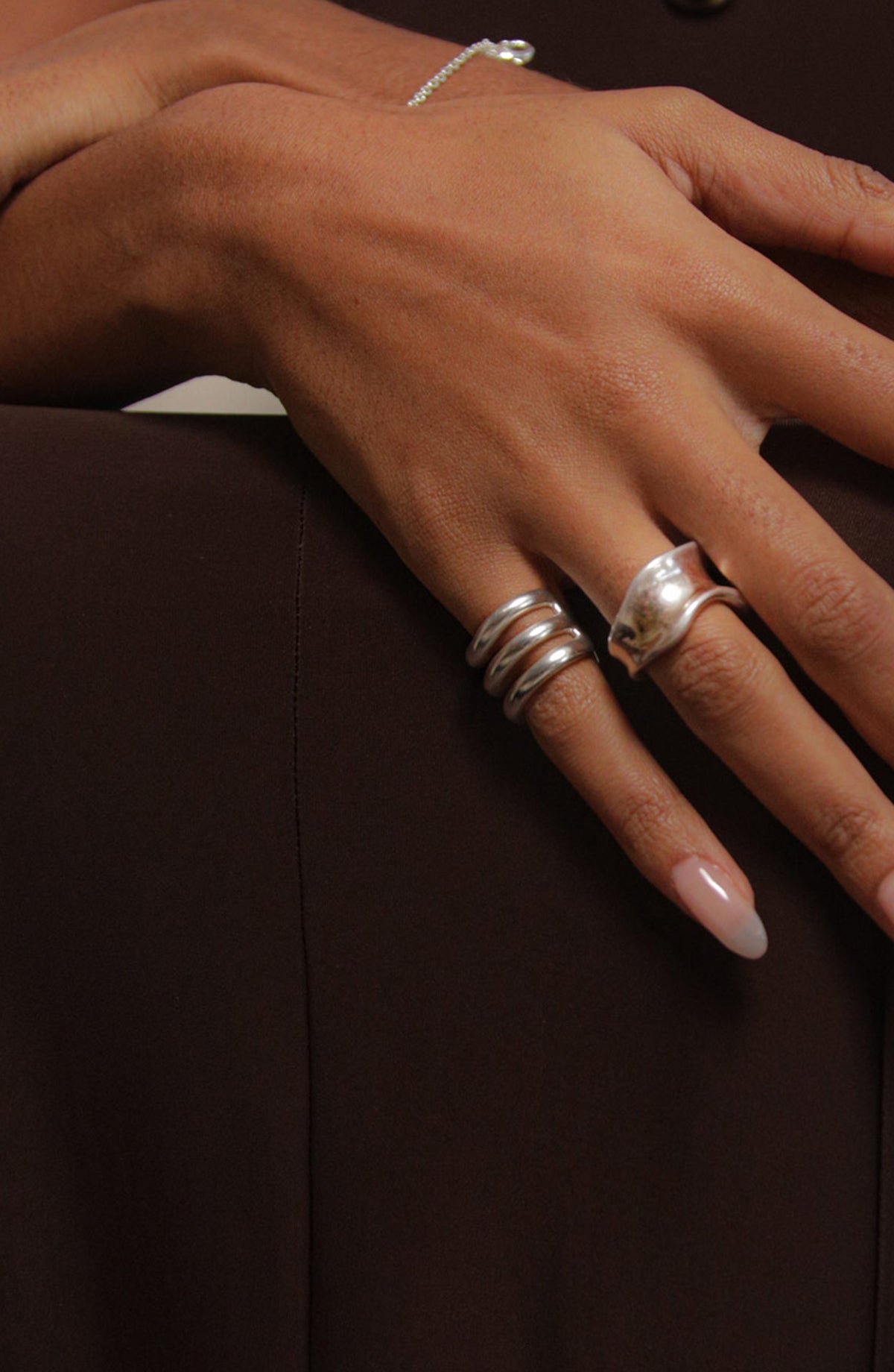 2253696